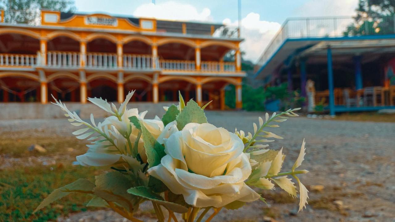 Hotel El Mirador De Tansu à Lanquín Extérieur photo